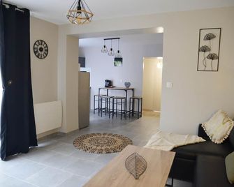 sweet In apartment - Petite-Forêt - Salon