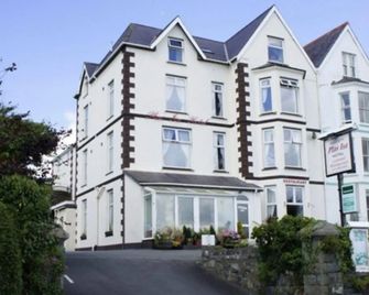 Plas Isa Hotel - Criccieth - Edificio