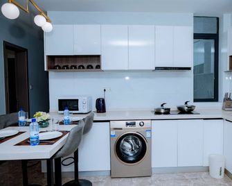 5 Elizabeth Golf Apartment - Kigali - Cocina
