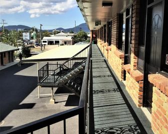 Archer Park Motel - Rockhampton - Balcony