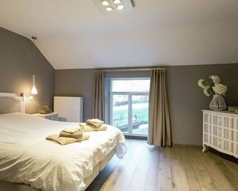 Holiday Home in Gedinne with Garden - Gedinne - Habitación