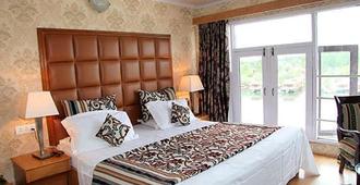 Hotel Zamrud - Srinagar - Quarto
