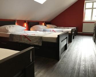 Hostel Paris - Zagreb - Bedroom