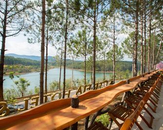 大叻櫻桃飯店及渡假村 - 大勒 - 陽台