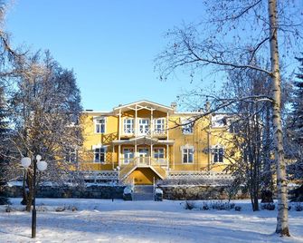 Karolineburg Manor House Hotel - Kajaani - Edificio