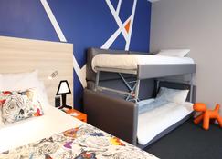 Best Western Hotel de Paris - Laval - Bedroom