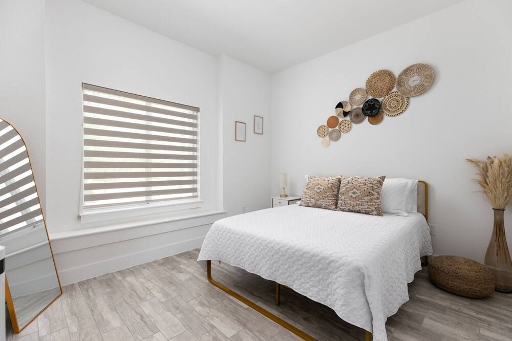 New Texas Home close to downtown San Antonio, TX & minutes to Frost Bank Center - سان انطونيو - غرفة نوم