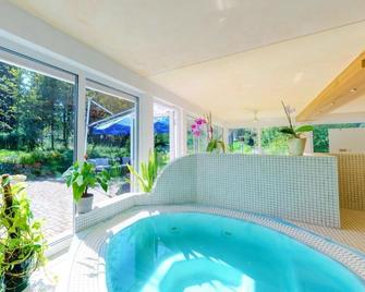Ferienhotel Mühlleithen - Klingenthal - Bazén