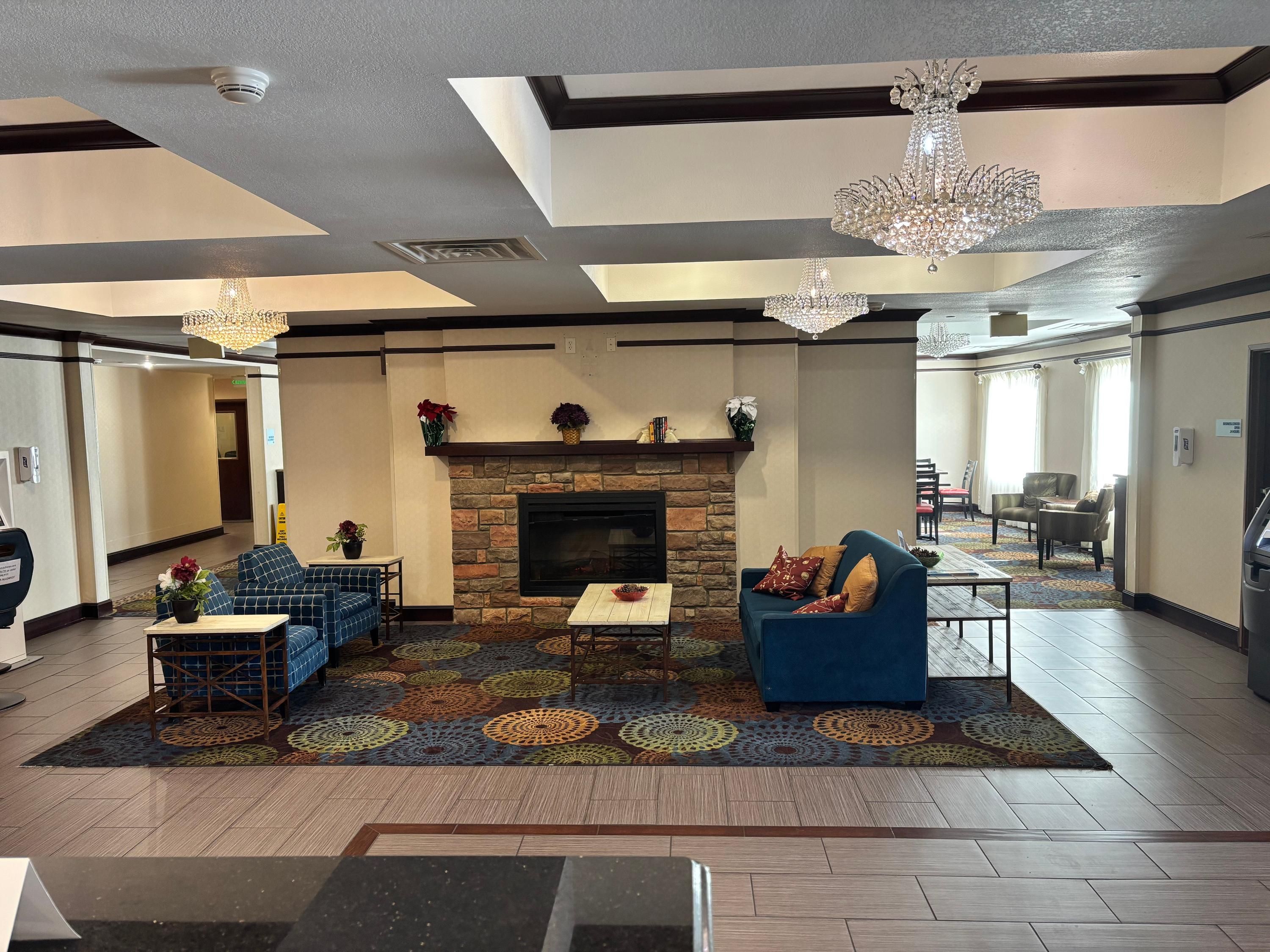 Holiday Inn Express & Suites Belle Vernon By IHG - Belle Vernon - Lobby