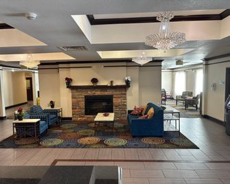 Holiday Inn Express & Suites Belle Vernon By IHG - Belle Vernon - Lobby
