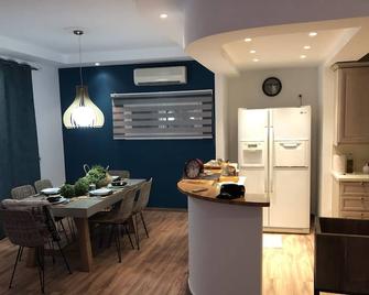 Panoramic Single Family Home Overlooking Saronic Gulf - Voúla - Dining room
