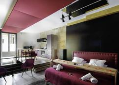 Mieuxqualhotel jacuzzi privatif Love room - Bordeaux - Schlafzimmer
