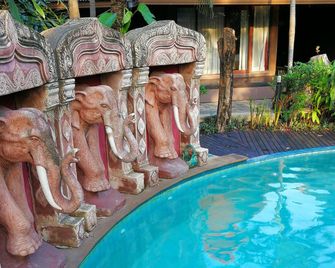 The Grand Imperial - Bangkok - Piscina