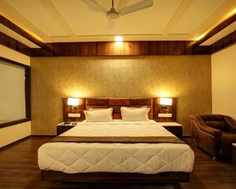 Hotel Keshwaras Residency - Jamnagar - Habitación