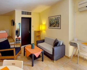 Eliana's downtown studio - Mytilène - Salon