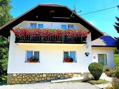 House Ana - פליטביצ'קה יזרה - בניין