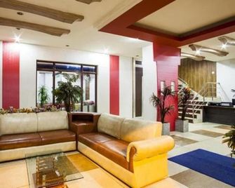 Hotel Atithi International - Katra - Lobby
