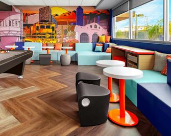 Tru by Hilton Gilbert Phoenix - Gilbert - Lounge