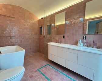 triplex townhouse apartment, brownstone Brooklyn - Brooklyn