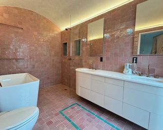 triplex townhouse apartment, brownstone Brooklyn - ברוקלין