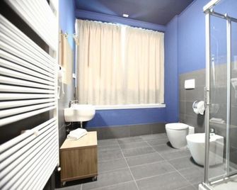 Valtidone Hotel - Borgonovo Val Tidone - Baño