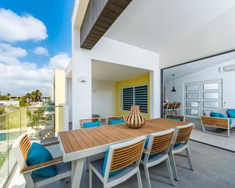 Luxury Delfins Villas - Kralendijk - Balkon