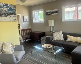 Cara’s Oasis - Trail - Wohnzimmer