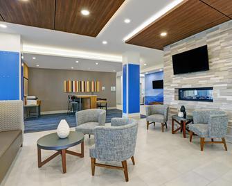 Holiday Inn Express & Suites Port Elgin - Saugeen Shores - Lounge