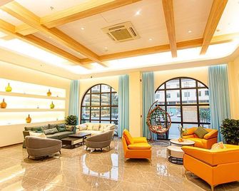O.Live Social Hotel Ganzhou Nankang Financial Center - Ganzhou - Lobby