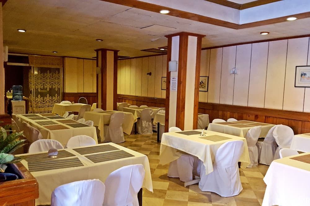 Hotel Henrico Kisad - באגיו סיטי - מסעדה