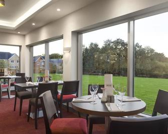 Ramada by Wyndham Milton Keynes - Newport Pagnell - Restaurant