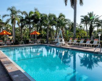 The Capri At Siesta - Sarasota - Piscina