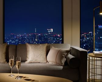 Keio Plaza Hotel Tokyo Premier Grand - Tokyo