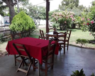 Hostal La Cascada - Mérida - Patio