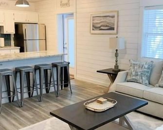 Coastal Condos on the Marsh 5B - Dauphin Island - Sala de estar