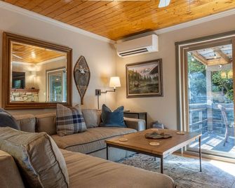 By the Creek | Charming Cottage on a Creek - Lake Toxaway - Living room