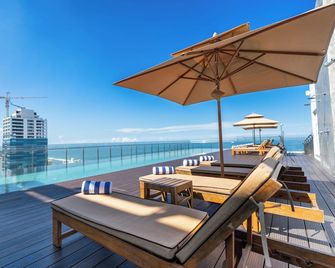 Sofia Colombo City Hotel - Colombo - Balcony