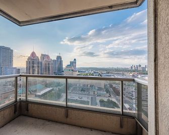 Duke Of York Boutique Suites - Mississauga - Balcony