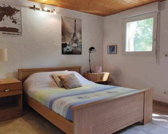 Villa des arbres - Trets - Chambre