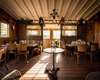 The Queen's Arms - Hungerford - Restaurace
