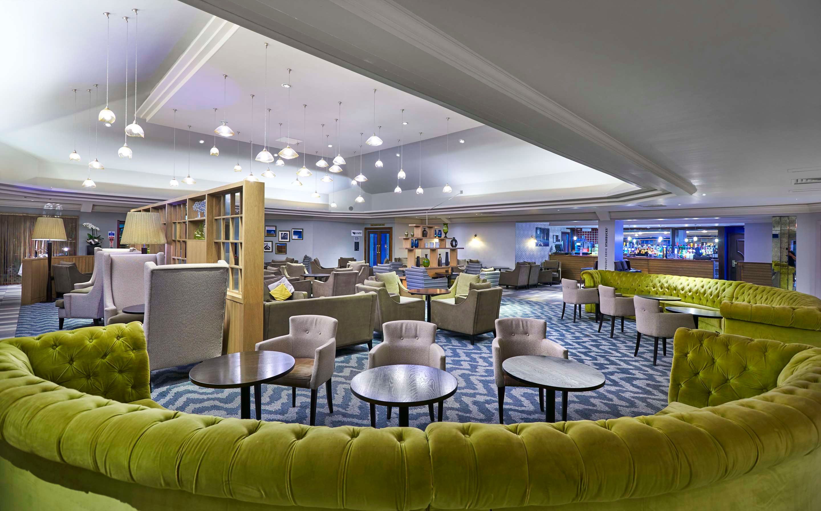 DoubleTree by Hilton Bristol North - בריסטול - טרקלין