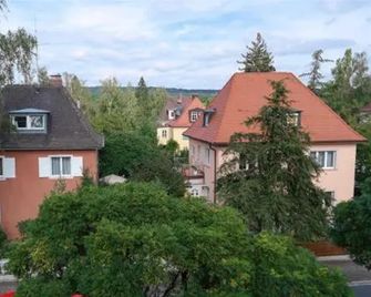 Hotel Villa Glas - Erlangen - Vista del exterior