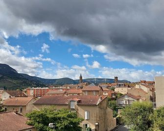 Cevenol Hotel - Millau - Näkymät ulkona
