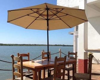 Hotel Casa del Río - Tlacotalpan - Patio