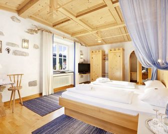 Hotel Hirsch - פוסן - חדר שינה