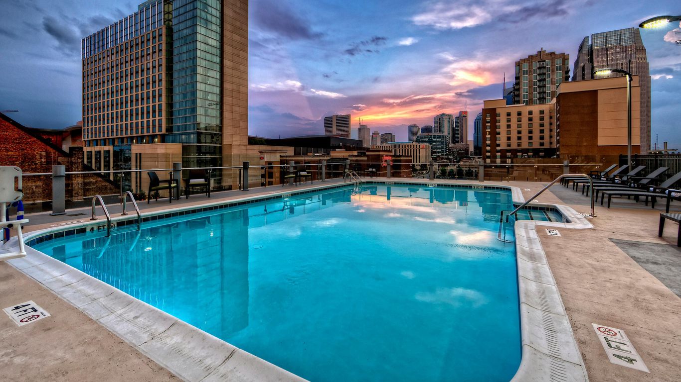 Hilton Garden Inn Nashville Downtown Convention Center