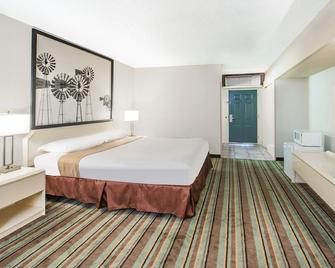 Republic Hotel of Ozona - Ozona - Bedroom