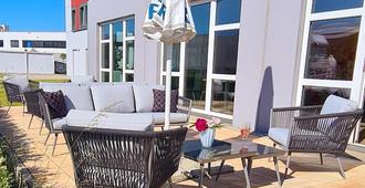 Euro Hotel Friedberg - Friedberg - Patio