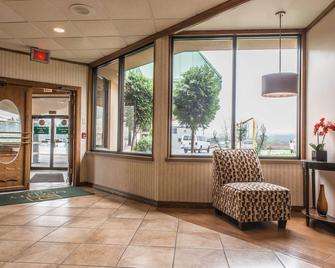 Quality Inn - Hermitage - Lobby