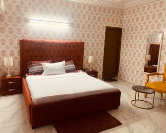 Residence Bethany Palace - אביג'אן